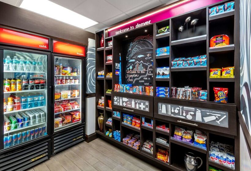 호텔 Hampton Inn Denverinternational Airport