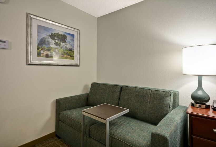 호텔 Hampton Inn Detroit/northville