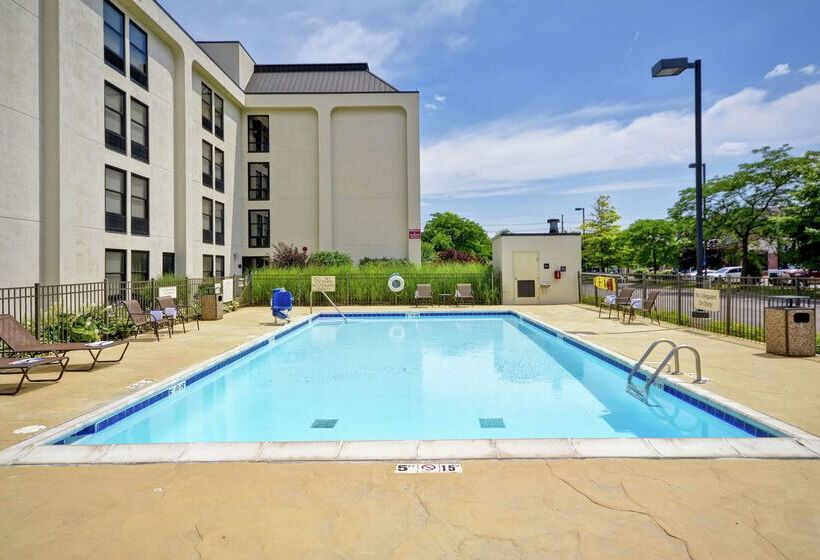 酒店 Hampton Inn Detroit/northville