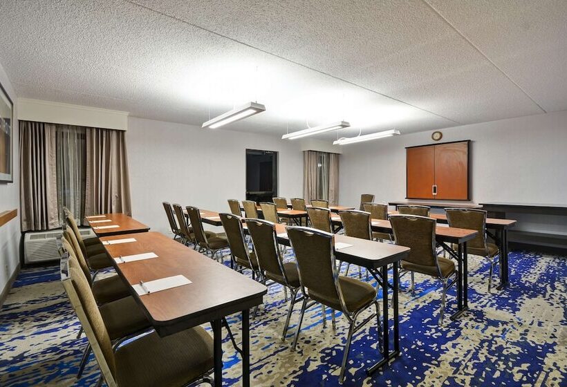 酒店 Hampton Inn Detroit/northville