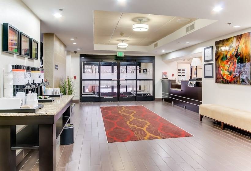 ホテル Hampton Inn Dickson