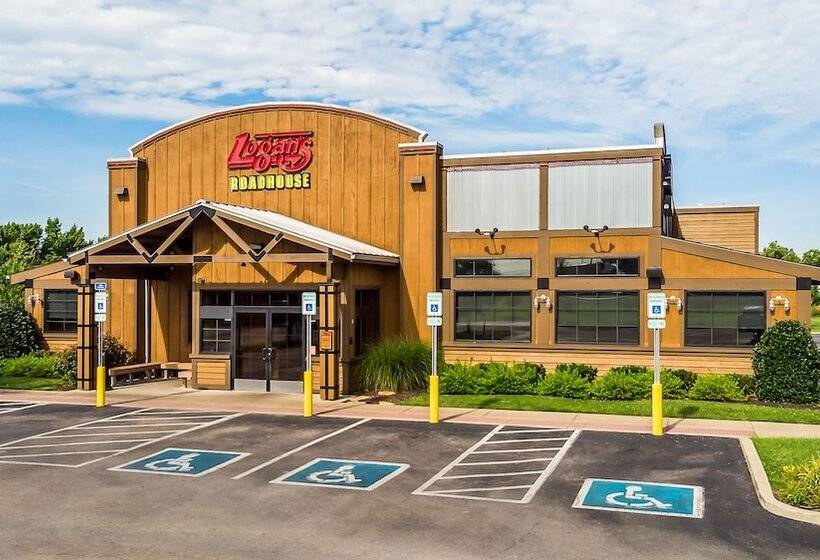 ホテル Hampton Inn Dickson