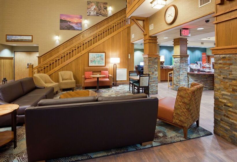 בית מלון כפרי Hampton Inn Duluth Canal Park