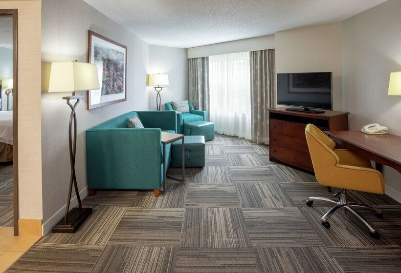 בית מלון כפרי Hampton Inn Duluth Canal Park