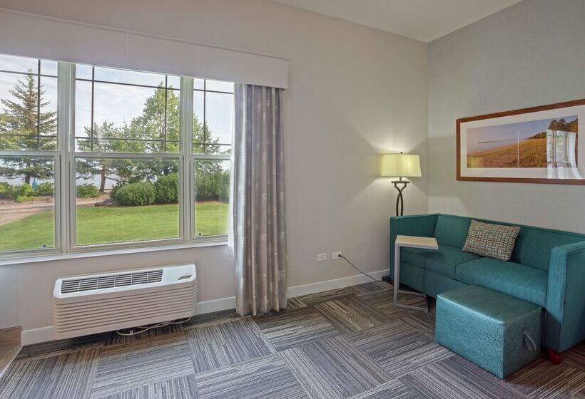 בית מלון כפרי Hampton Inn Duluth Canal Park