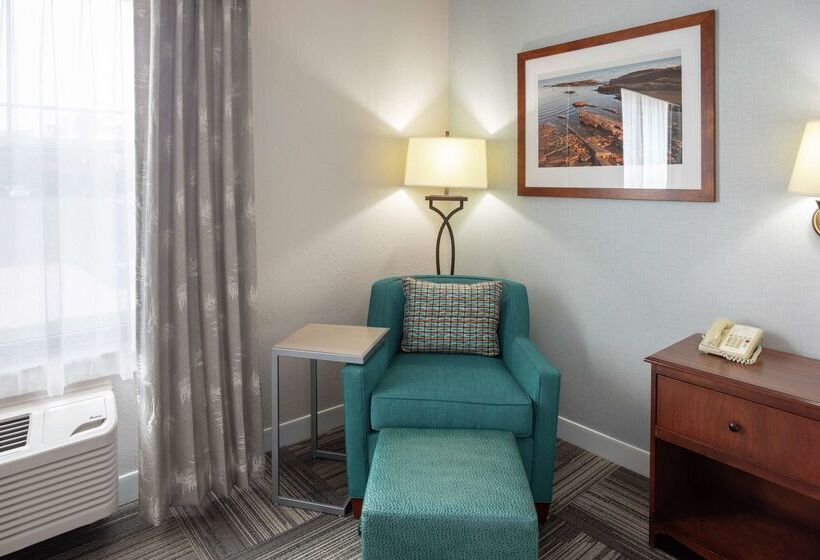 בית מלון כפרי Hampton Inn Duluth Canal Park