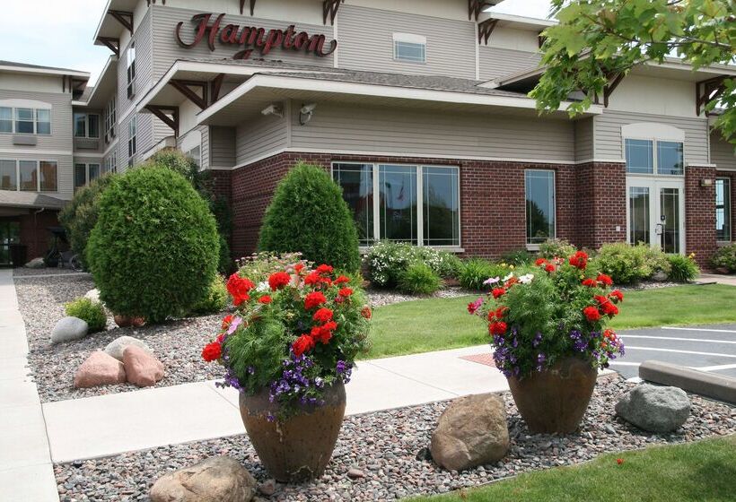 בית מלון כפרי Hampton Inn Duluth Canal Park