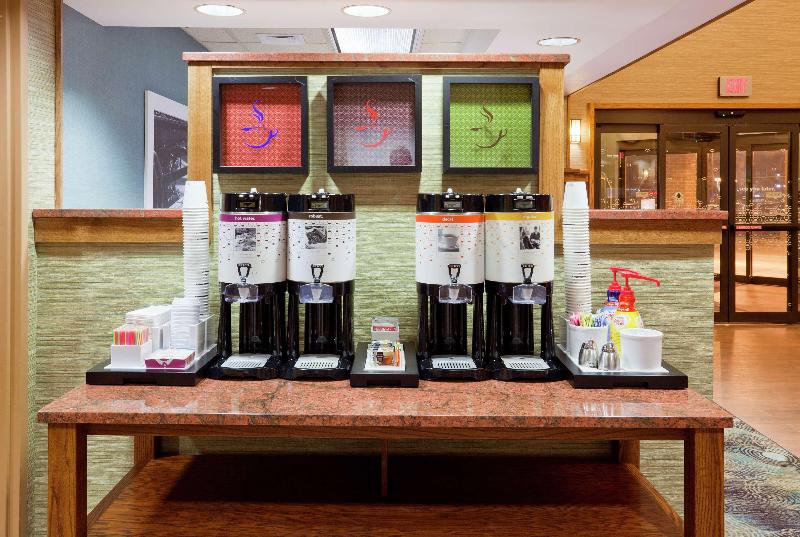 בית מלון כפרי Hampton Inn Duluth Canal Park