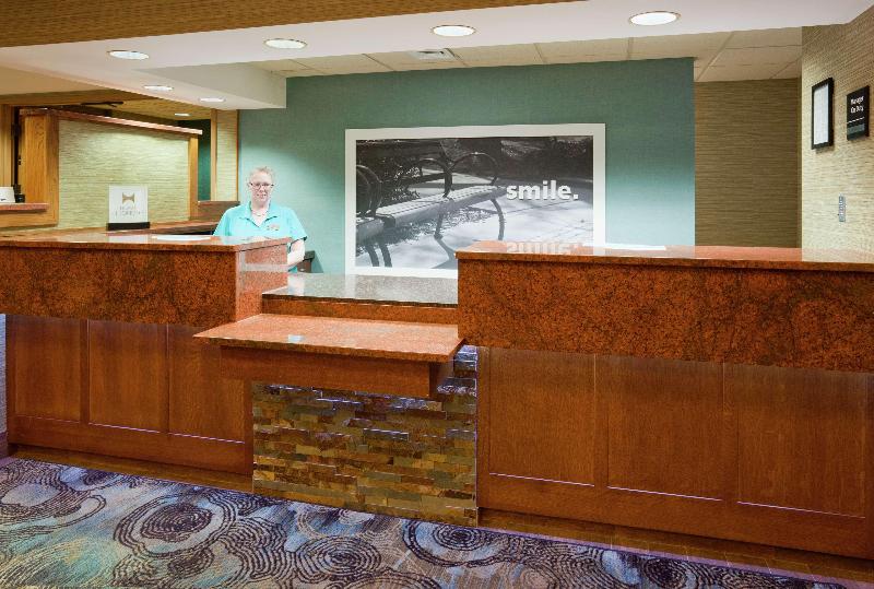 בית מלון כפרי Hampton Inn Duluth Canal Park