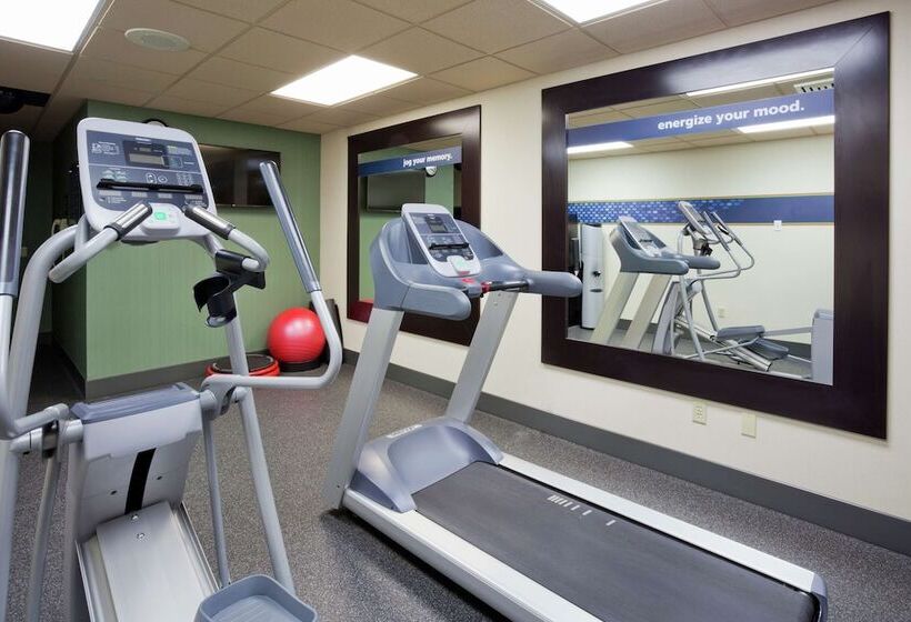 هتل Hampton Inn Duluth Canal Park