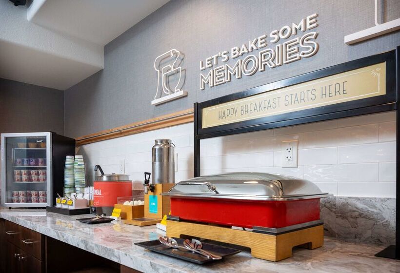 هتل Hampton Inn Durango