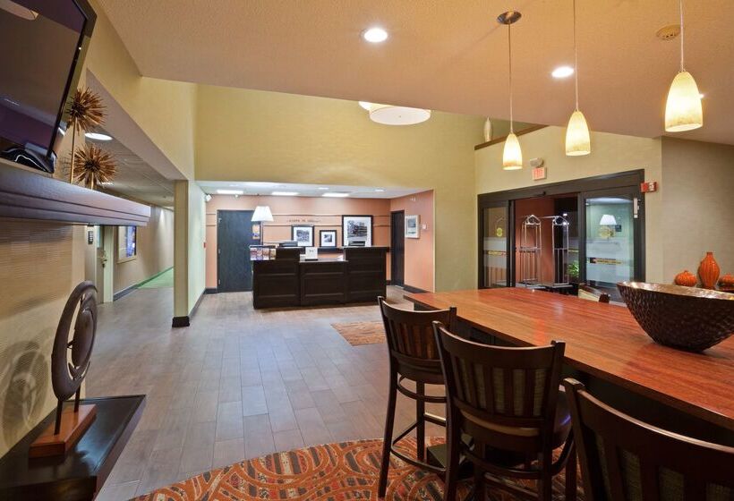 ホテル Hampton Inn Elkhart In