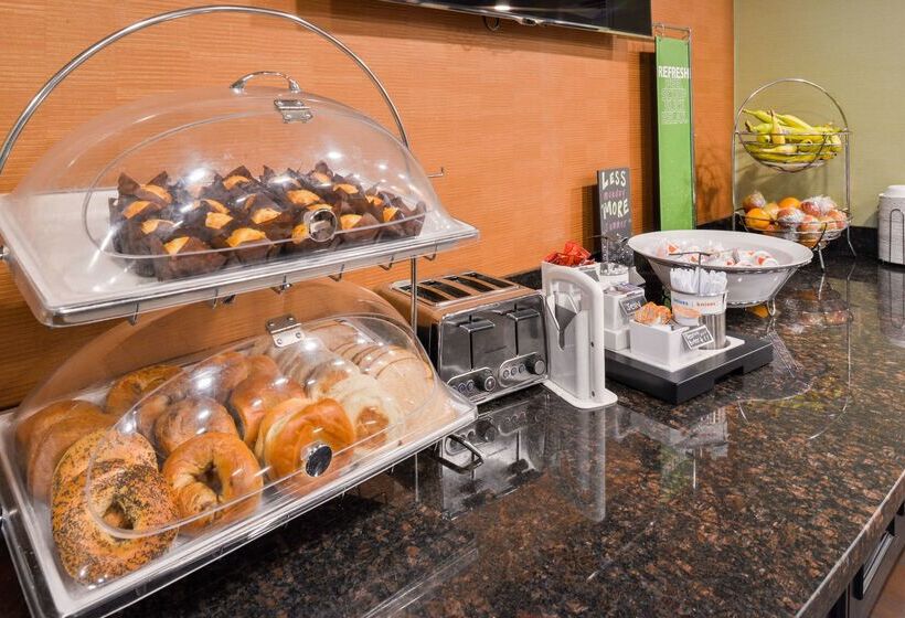 ホテル Hampton Inn Elkhart In