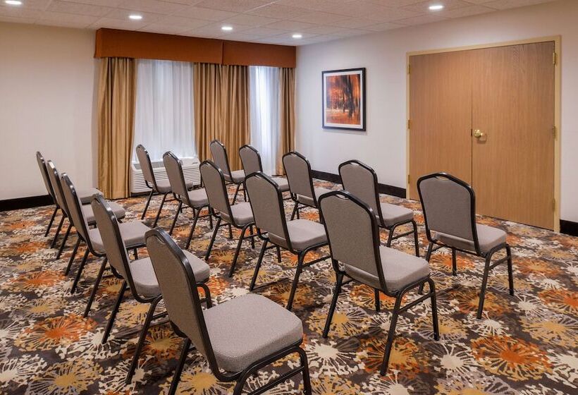 ホテル Hampton Inn Elkhart In