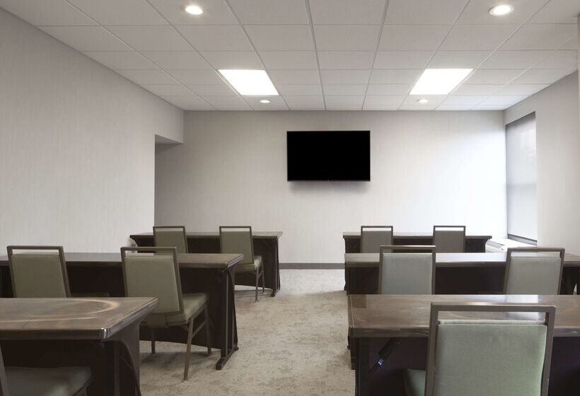 ホテル Hampton Inn Evansville