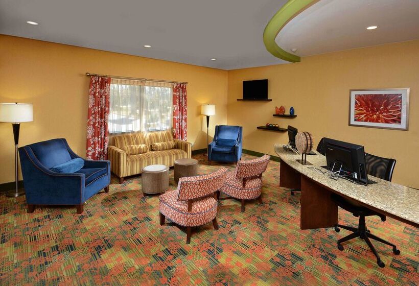 ホテル Hampton Inn Fayetteville Fort Liberty