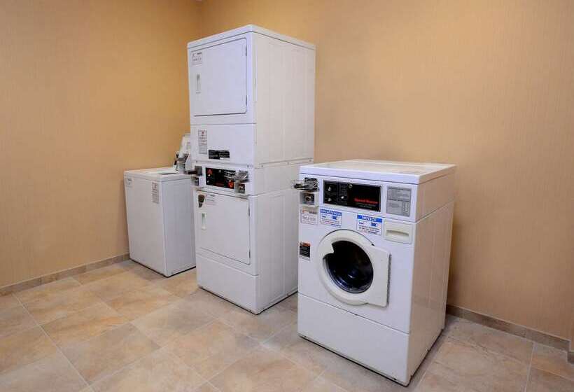 ホテル Hampton Inn Fayetteville Fort Liberty