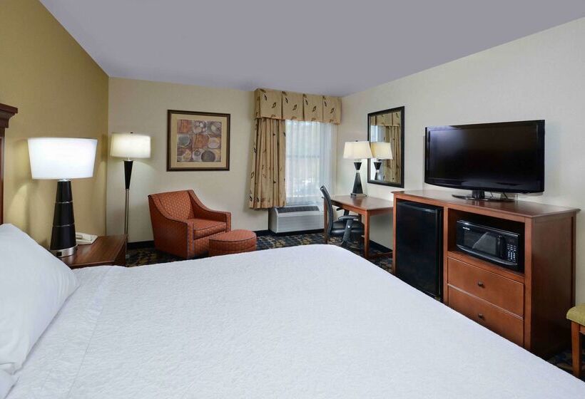 ホテル Hampton Inn Fayetteville Fort Liberty
