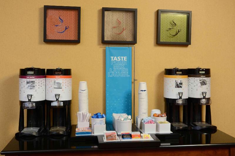 ホテル Hampton Inn Fayetteville Fort Liberty