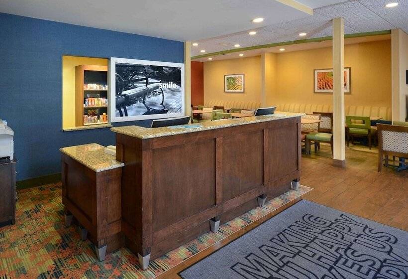 ホテル Hampton Inn Fayetteville Fort Liberty