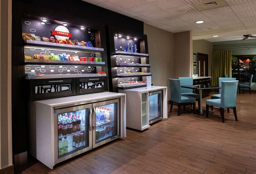 בית מלון כפרי Hampton Inn Florence Midtown Near University Of North Alabama