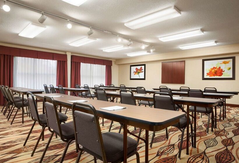 فندق Hampton Inn Forrest City