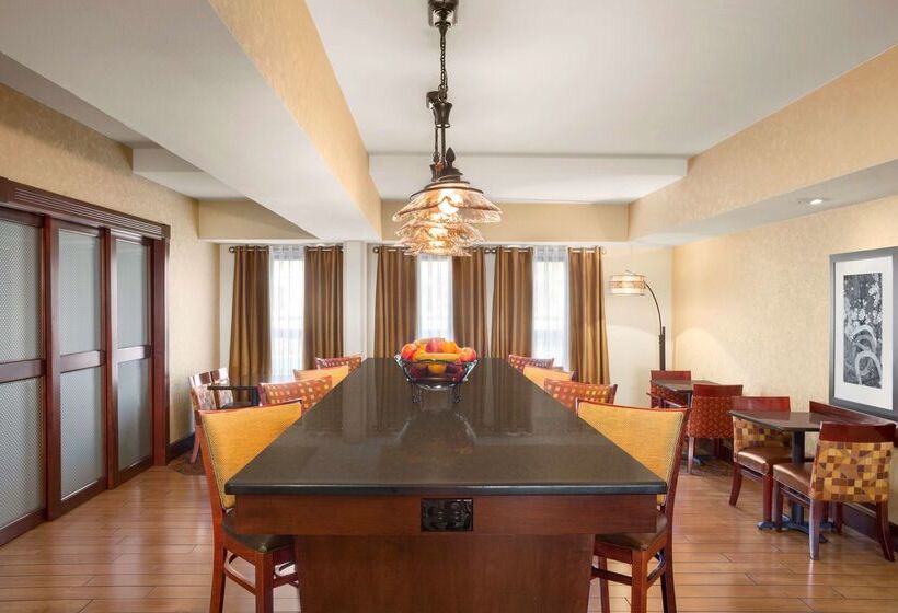 فندق Hampton Inn Forrest City