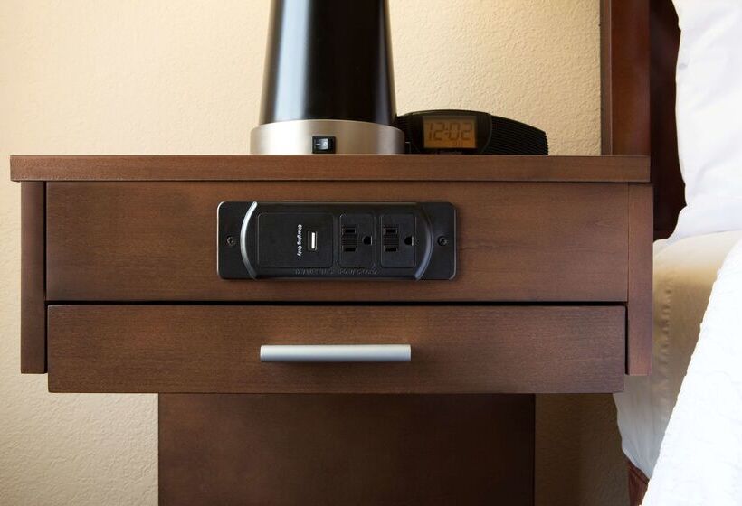 فندق Hampton Inn Forrest City