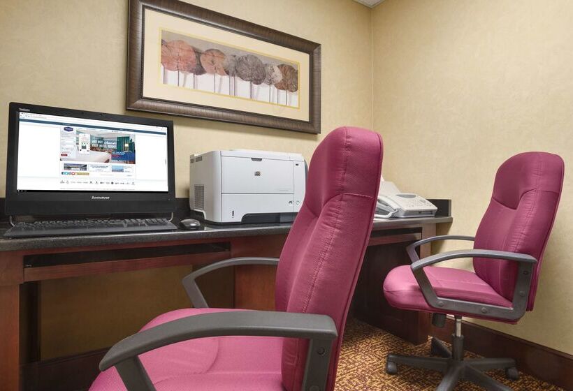 فندق Hampton Inn Forrest City