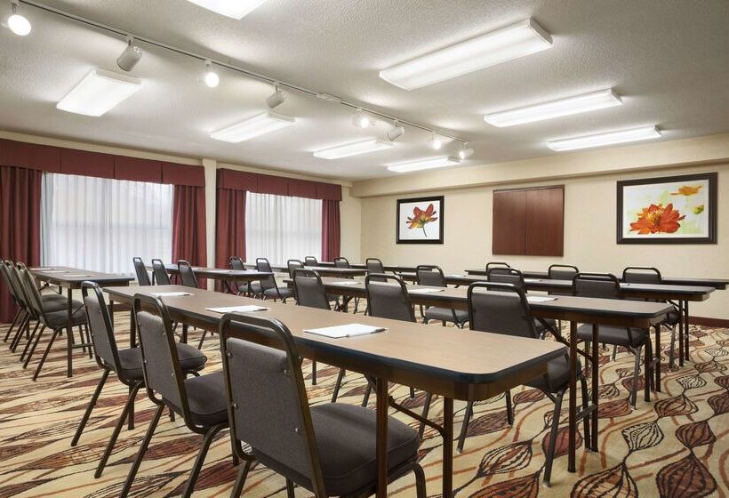 فندق Hampton Inn Forrest City