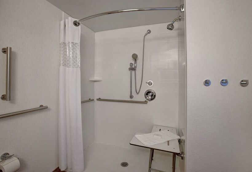 هتل Hampton Inn Ft. Wayne Southwest