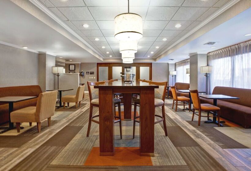 هتل Hampton Inn Ft. Wayne Southwest