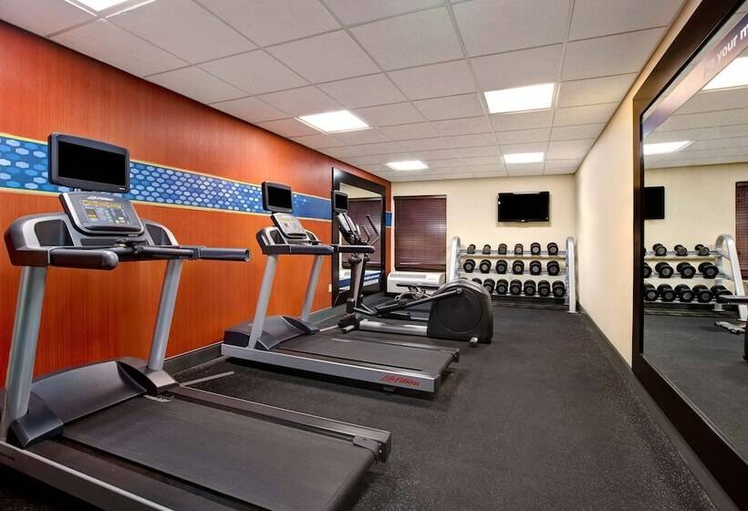 هتل Hampton Inn Ft. Wayne Southwest