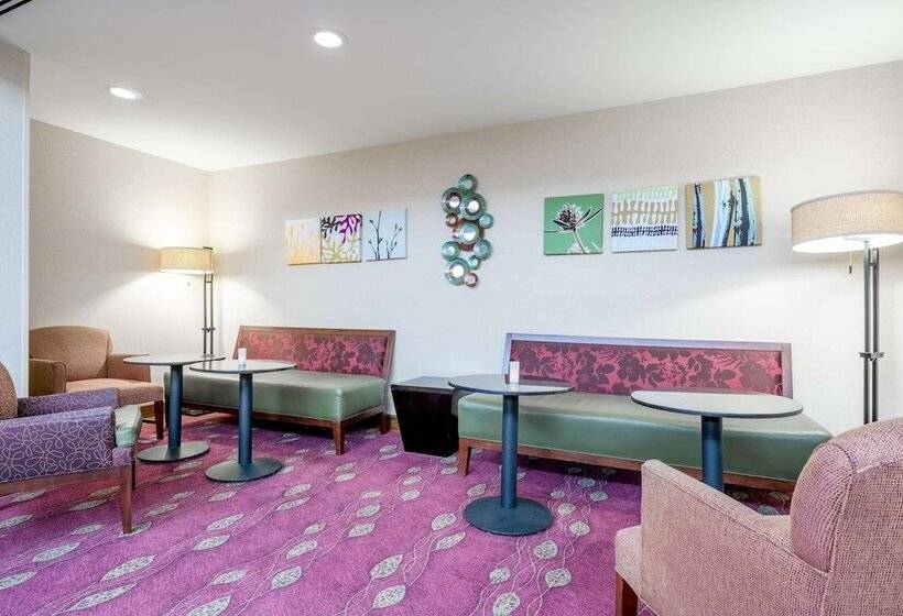 فندق Hampton Inn Frostburg