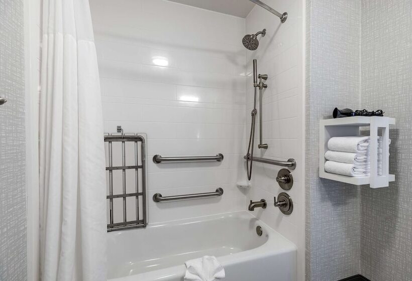 فندق Hampton Inn Ft. Collins