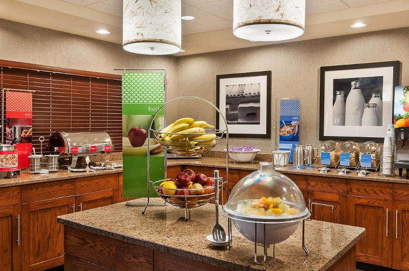 호텔 Hampton Inn Ft. Collins