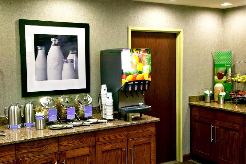 호텔 Hampton Inn Ft. Collins