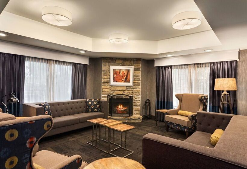 هتل Hampton Inn Fort Smith