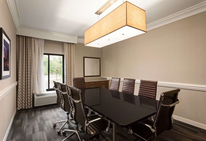 هتل Hampton Inn Fort Smith