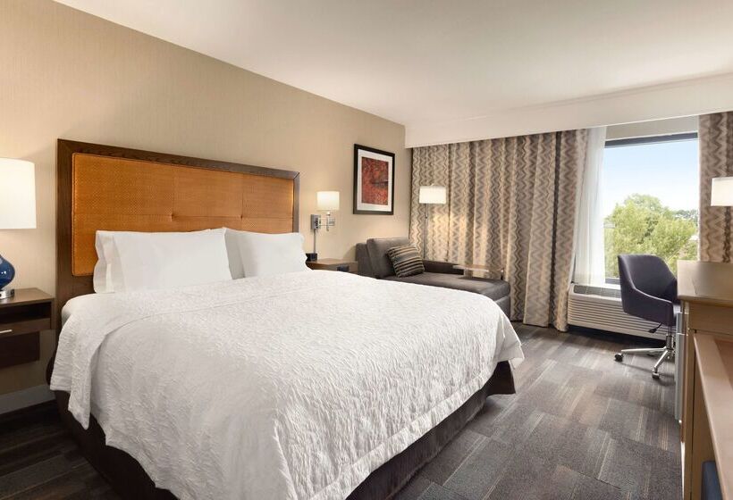 هتل Hampton Inn Fort Smith