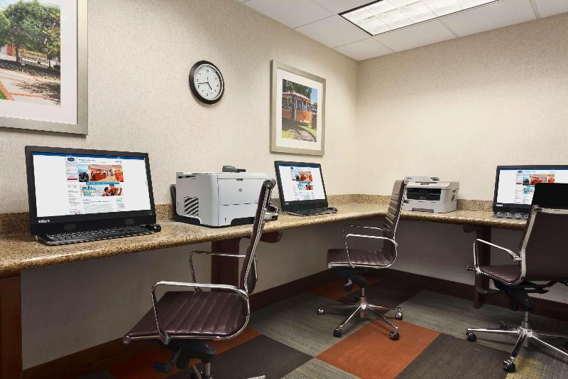 هتل Hampton Inn Fort Smith