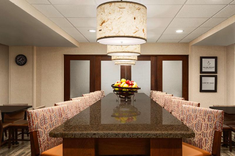 هتل Hampton Inn Fort Smith