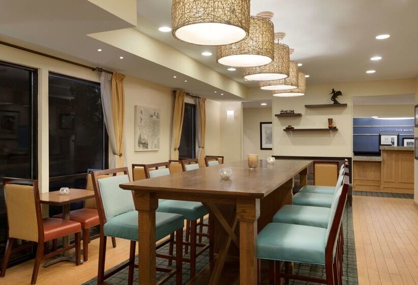 ホテル Hampton Inn Fort Worth Southwest Cityview