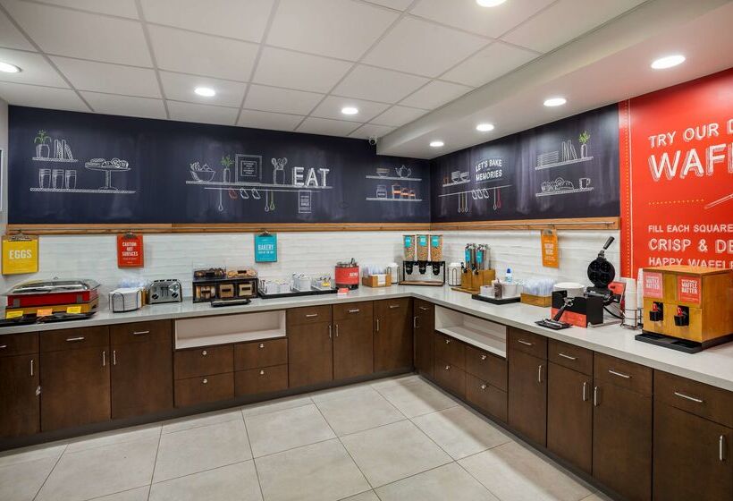 هتل Hampton Inn Gadsden