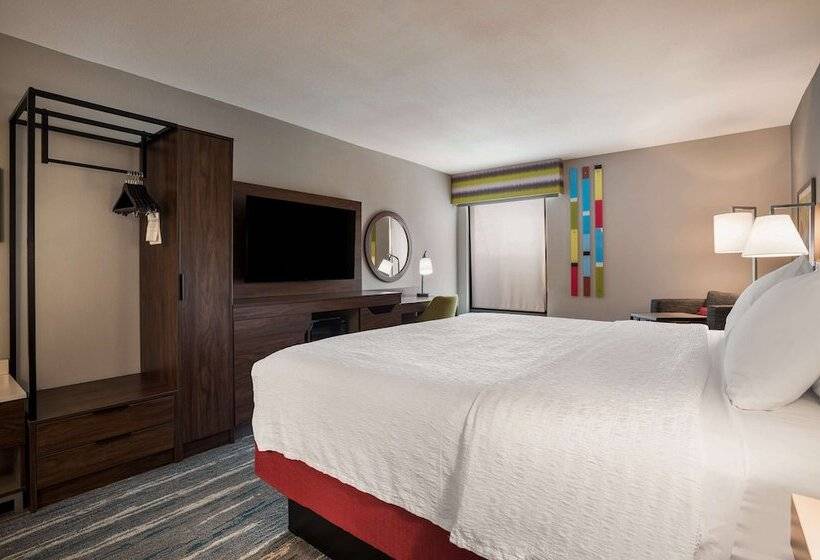 هتل Hampton Inn Gadsden