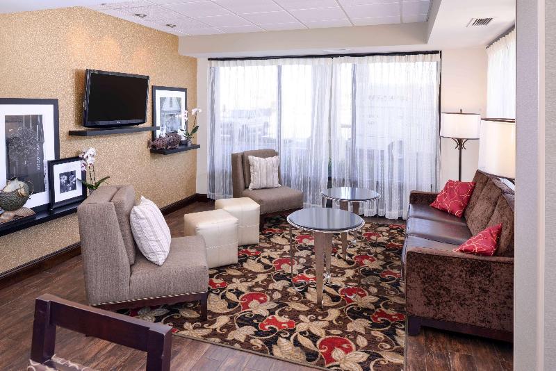 هتل Hampton Inn Gadsden