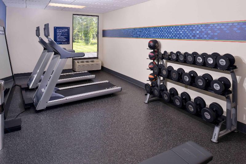 هتل Hampton Inn Gadsden