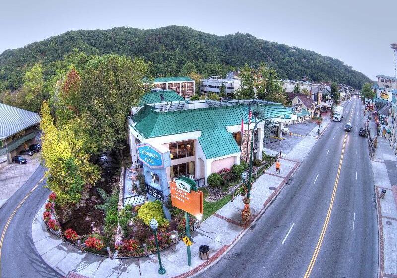 בית מלון כפרי Hampton Inn Gatlinburg