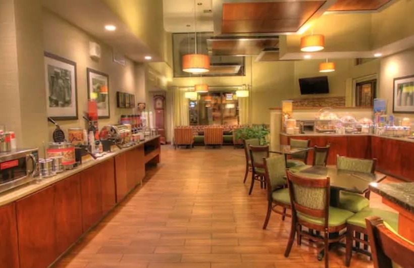 בית מלון כפרי Hampton Inn Gatlinburg