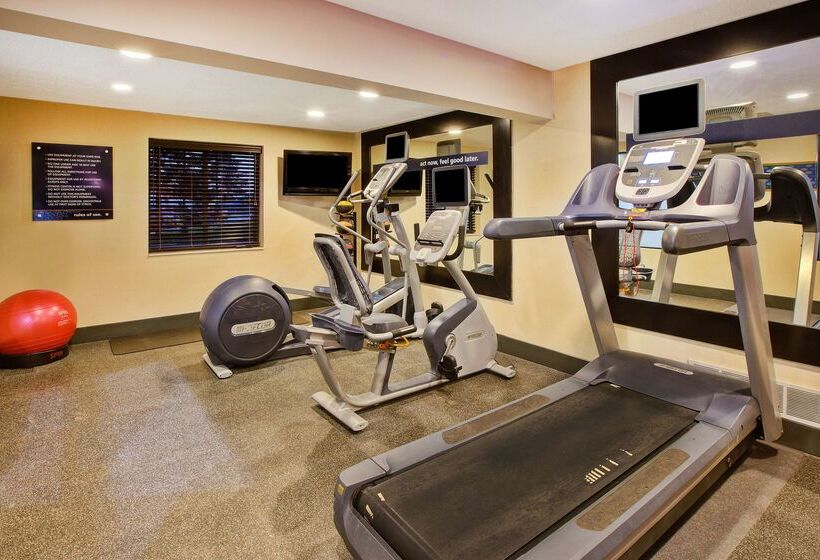 酒店 Hampton Inn Gaylord